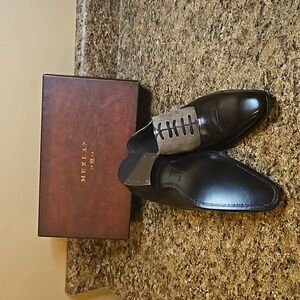 New Men Size 10.5 Mezlan Brown and Tan Shoes